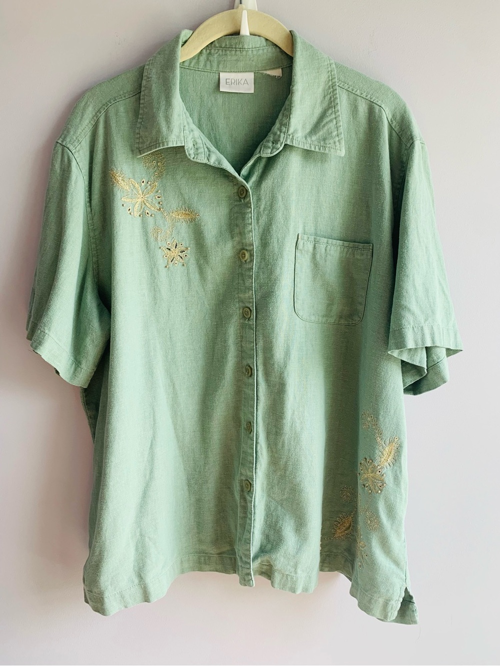 Erika Short Sleeve Shirt Sage Green Gold Floral Embroidery Business Casual EUC